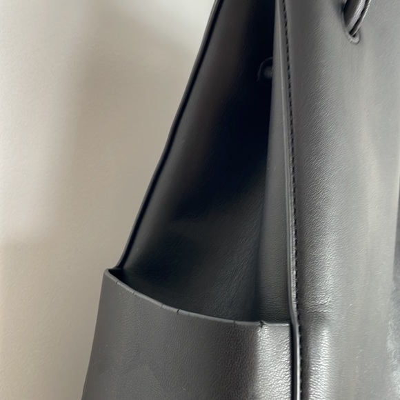 Oak and fort pleather bag - Picture 3 of 4